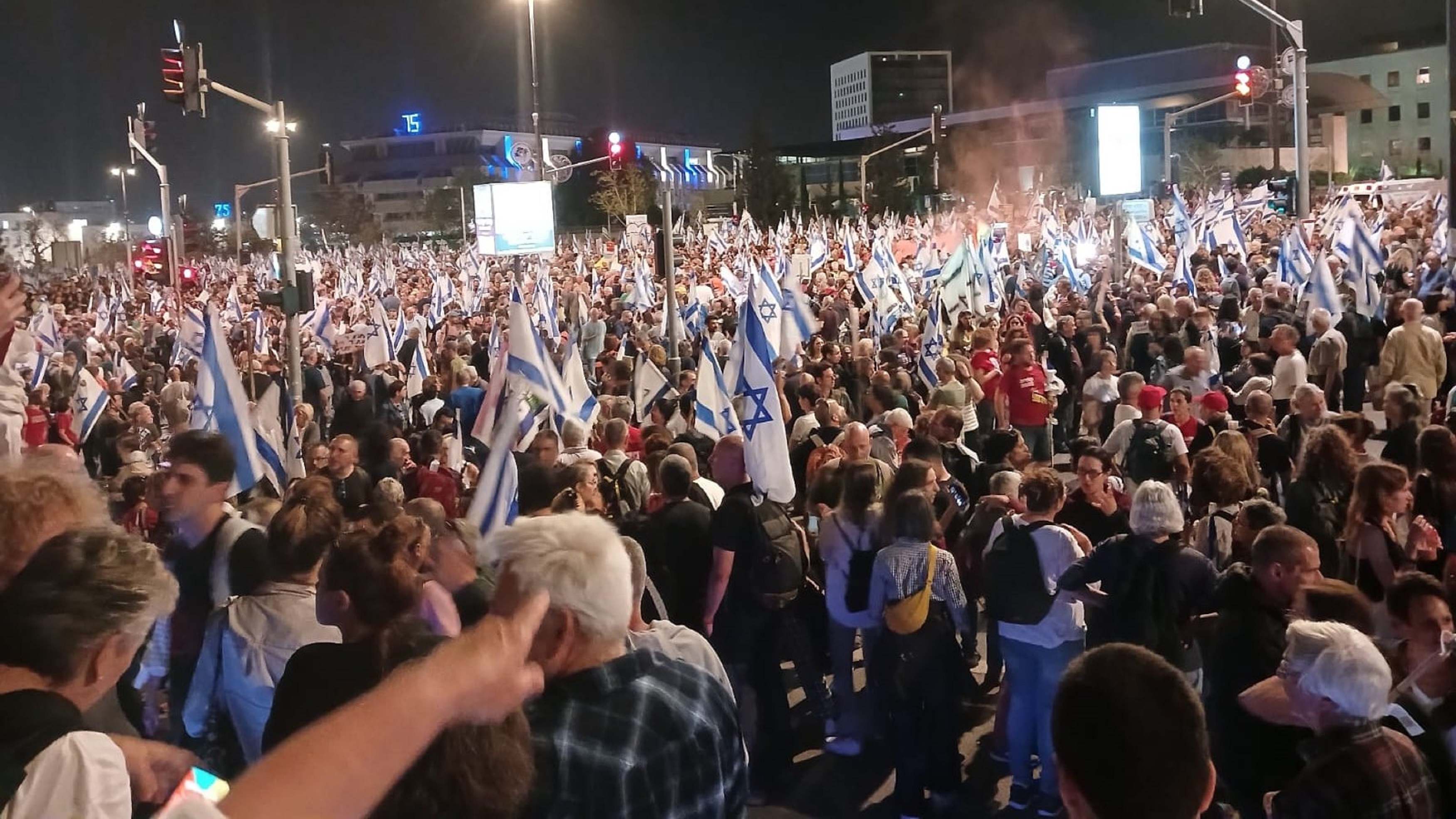 ההפגנה בירושלים. רבבות זעקו בעד החזרת החטופים. 