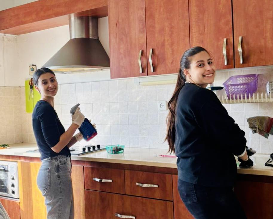 מתנדבים בקיבוצים